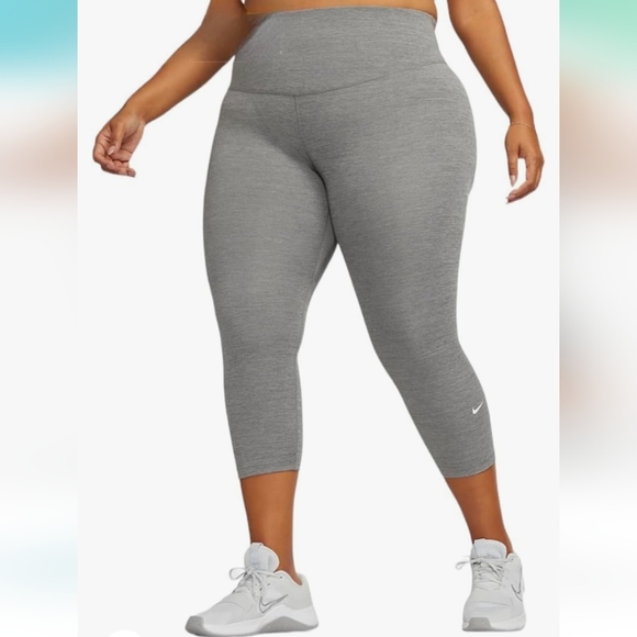 NWT Women's Nike One Mid-Rise Crop Leggings - Picture 2 of 8